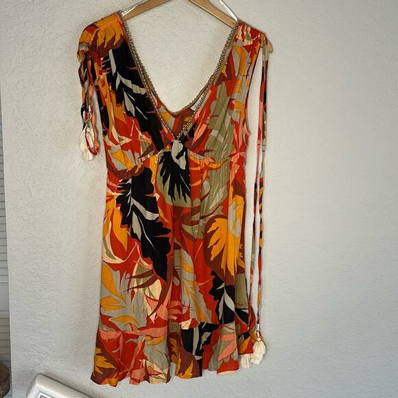 True Destinations Resort Mini Dress Vacation Hawaiian Empire Gold Studs Tropical - Picture 1 of 8